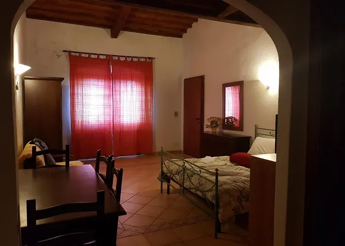 Agriturismo Lampugnano Фермерский дом Чивителла-Мариттима