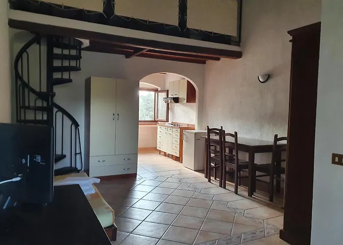 Agriturismo Lampugnano Фермерский дом Чивителла-Мариттима
